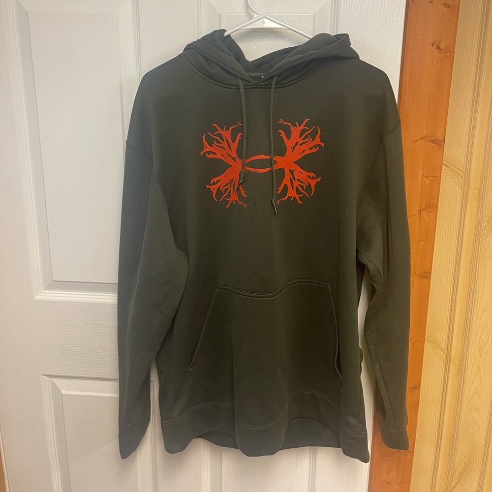 Large Under Armour Hoodie
